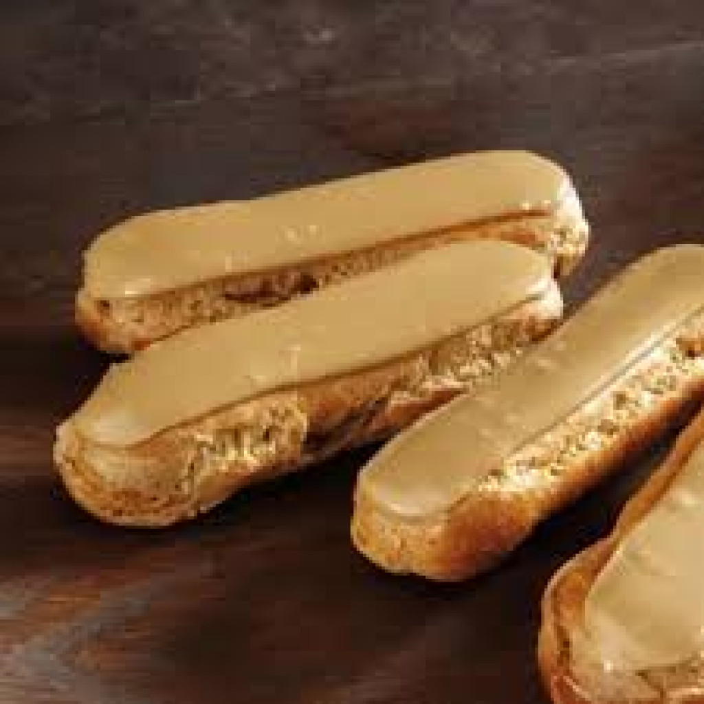 Éclair au café